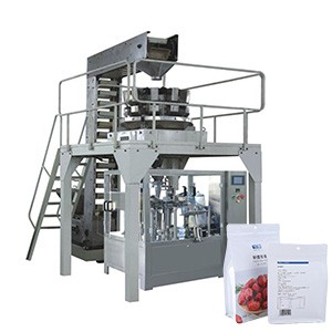 Steps for using the touch screen of a small bag-feeding packaging machine｜A picture of the operation of the packaging equipment is attached