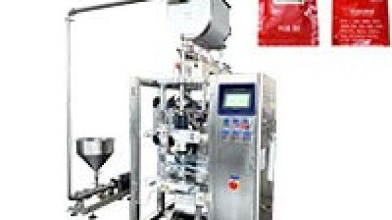The main performance and structure of small bag of chili oil packing machine